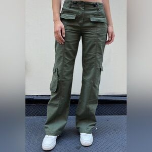 Brandy Melville — Green Kim cargo pants